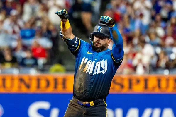 費城人Kyle Schwarber(photo by MLB)