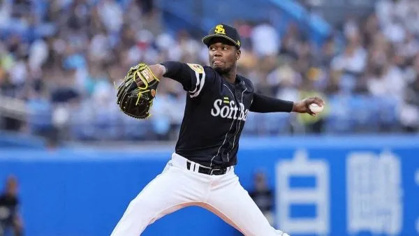 軟銀鷹Liván Moinelo(photo by 軟銀鷹)